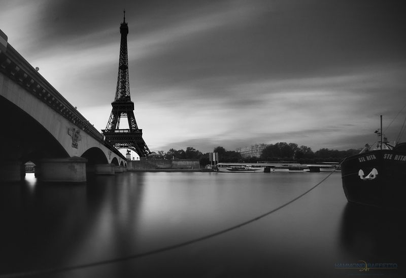 The Seine and the Eiffel Tower, Monochrome