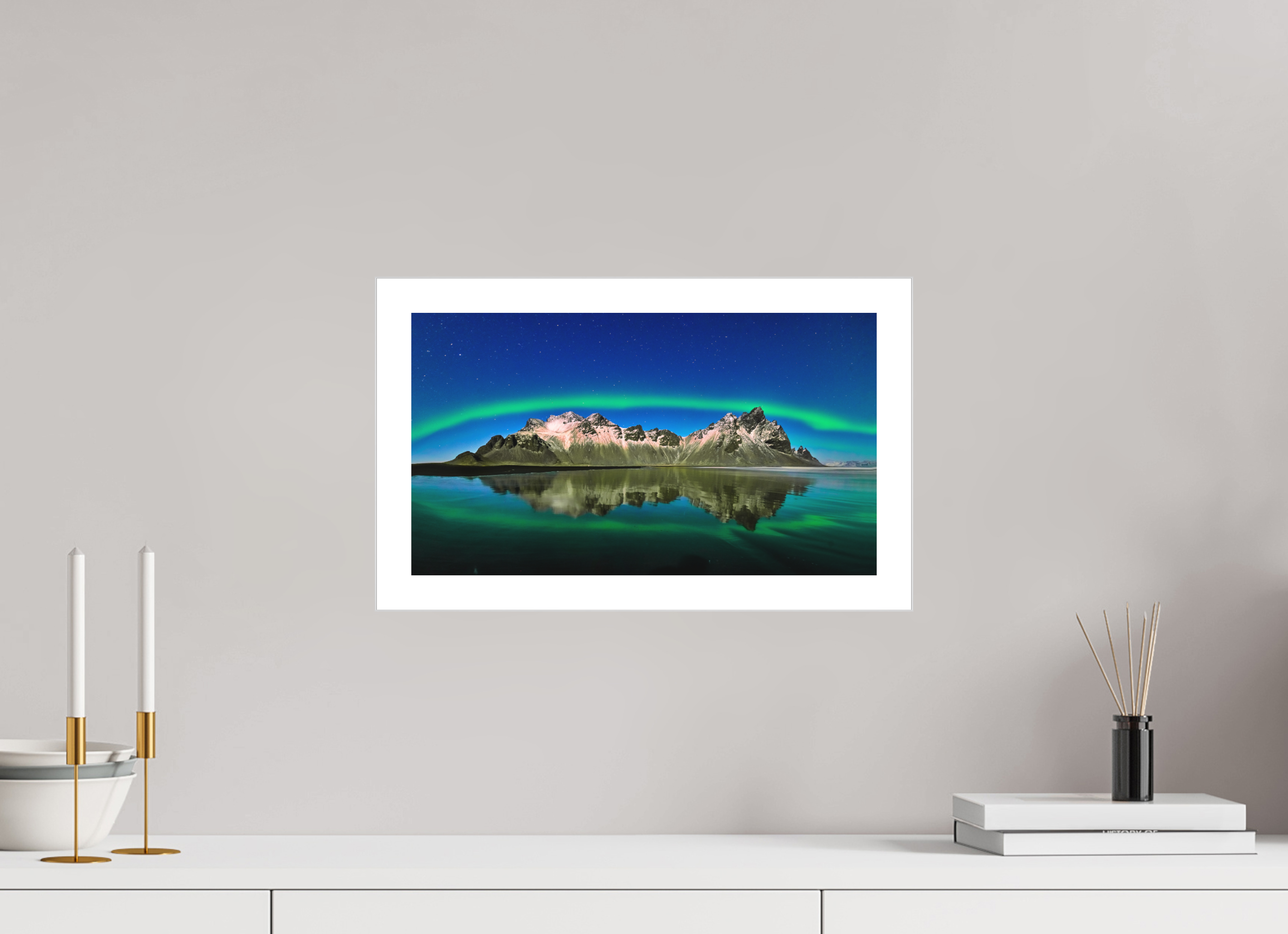 16 x 9″, Fine Art Bonded Acrylic Aurora Over Vestrahorn