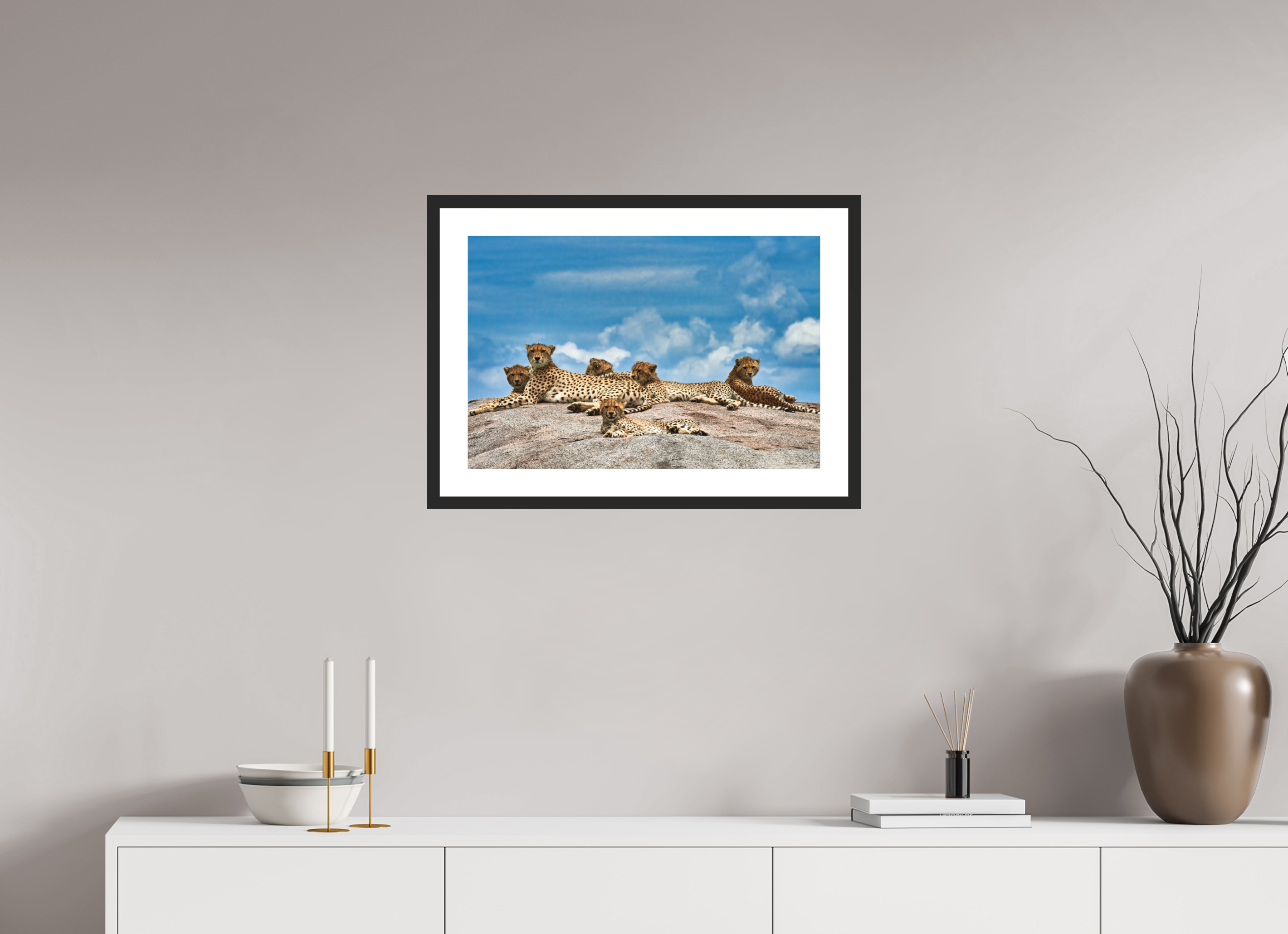 24 x 16″, Passe-Partout Black Frame Super Mom & Cubs