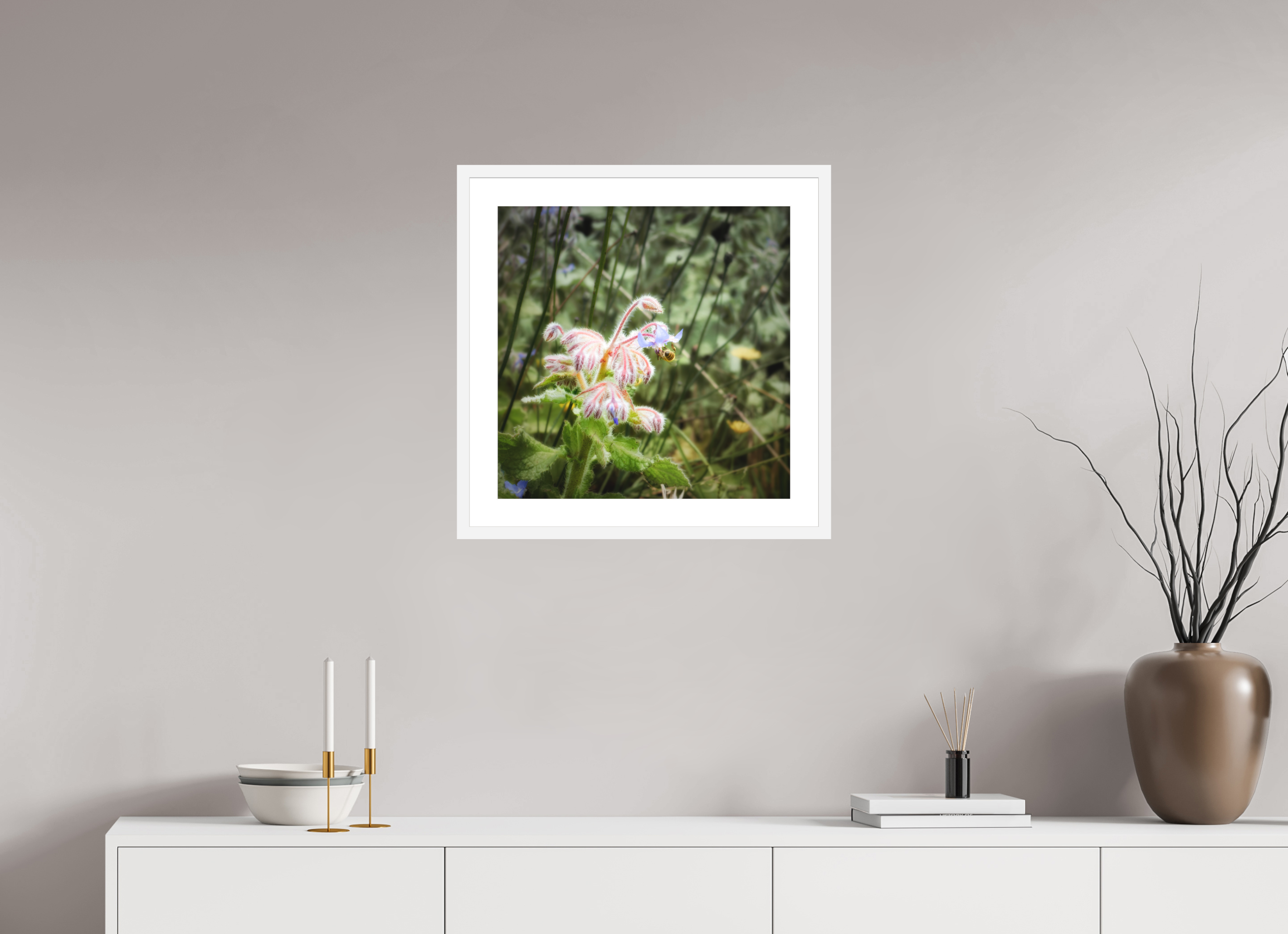 20 x 20″, Passe-Partout White Frame Maui Honeybee Hard at Work