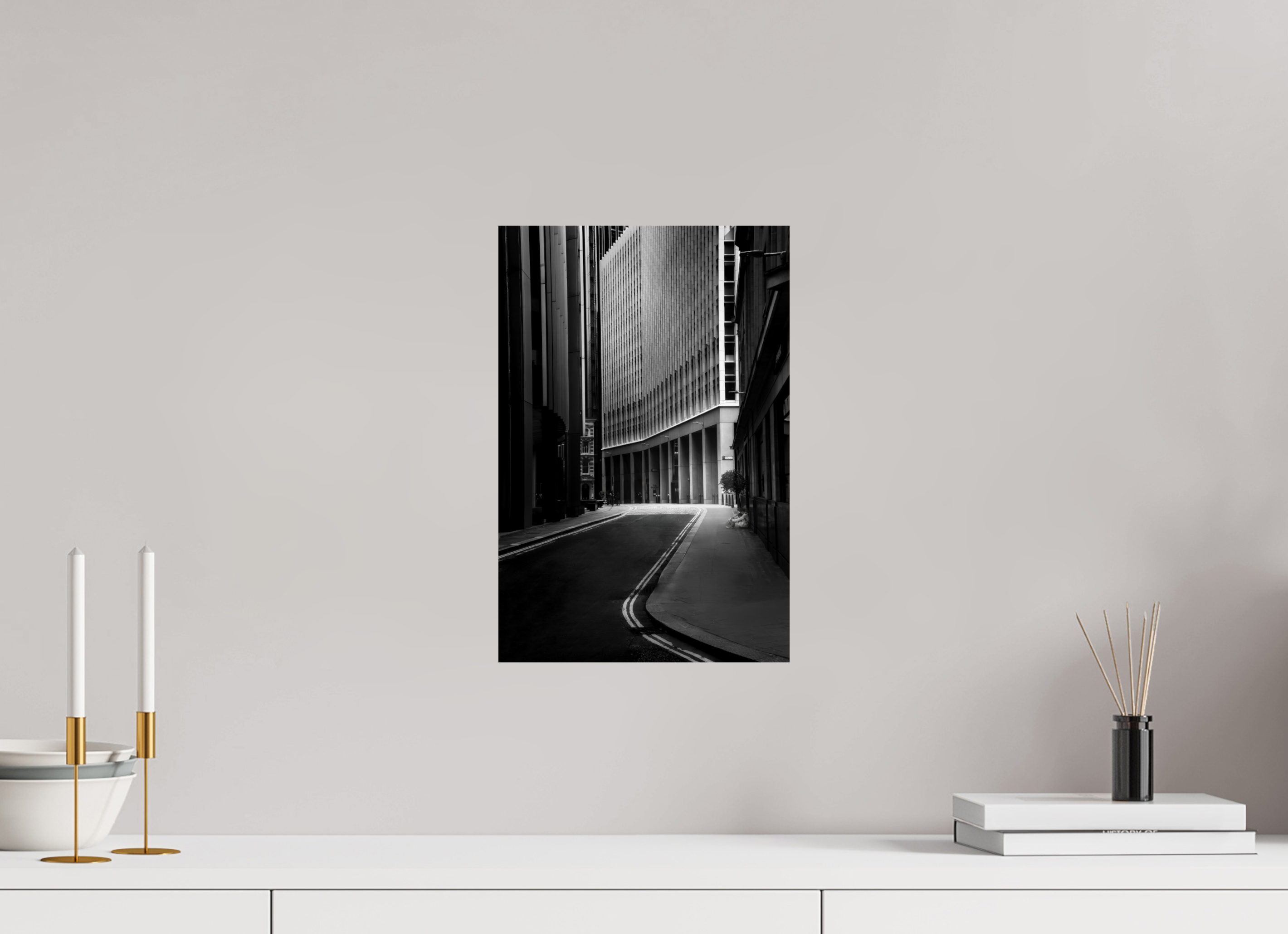 10 x 15″, Giclée Alu-Dibond Off Lime Street